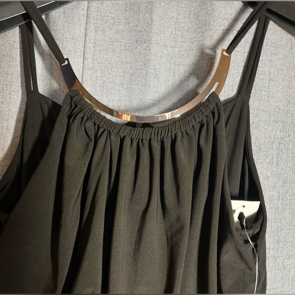 Emma & Michelle black jumpsuit with gold necklace size Large - Picture 4 of 7